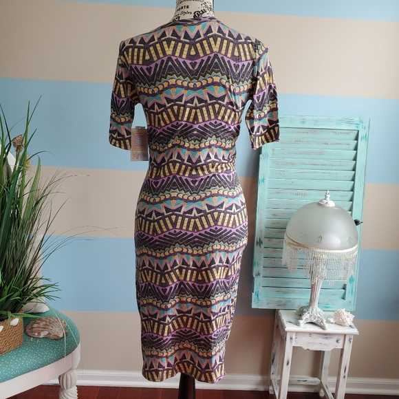 15. NWT LuLaRoe Julia Dress - Picture 4 of 7